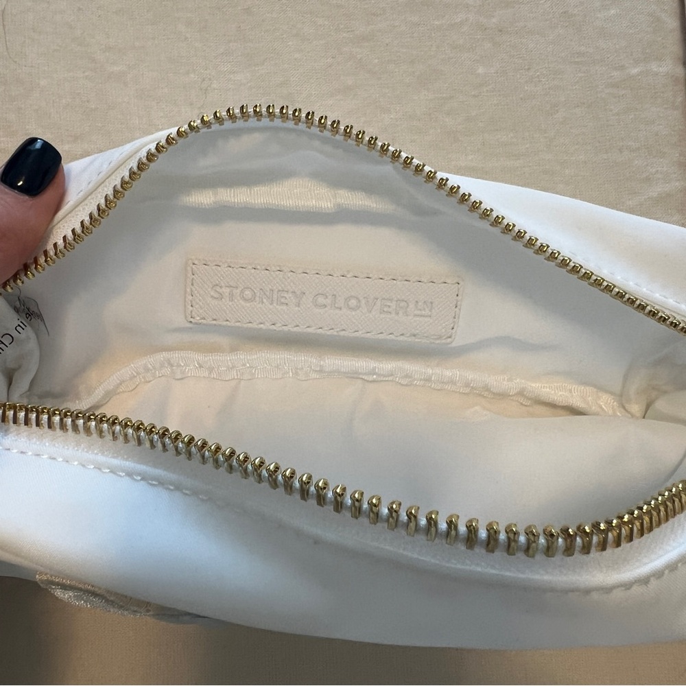 Stoney Clover Lane White 'MRS' Cosmetic Case Bridal - Picture 2 of 2